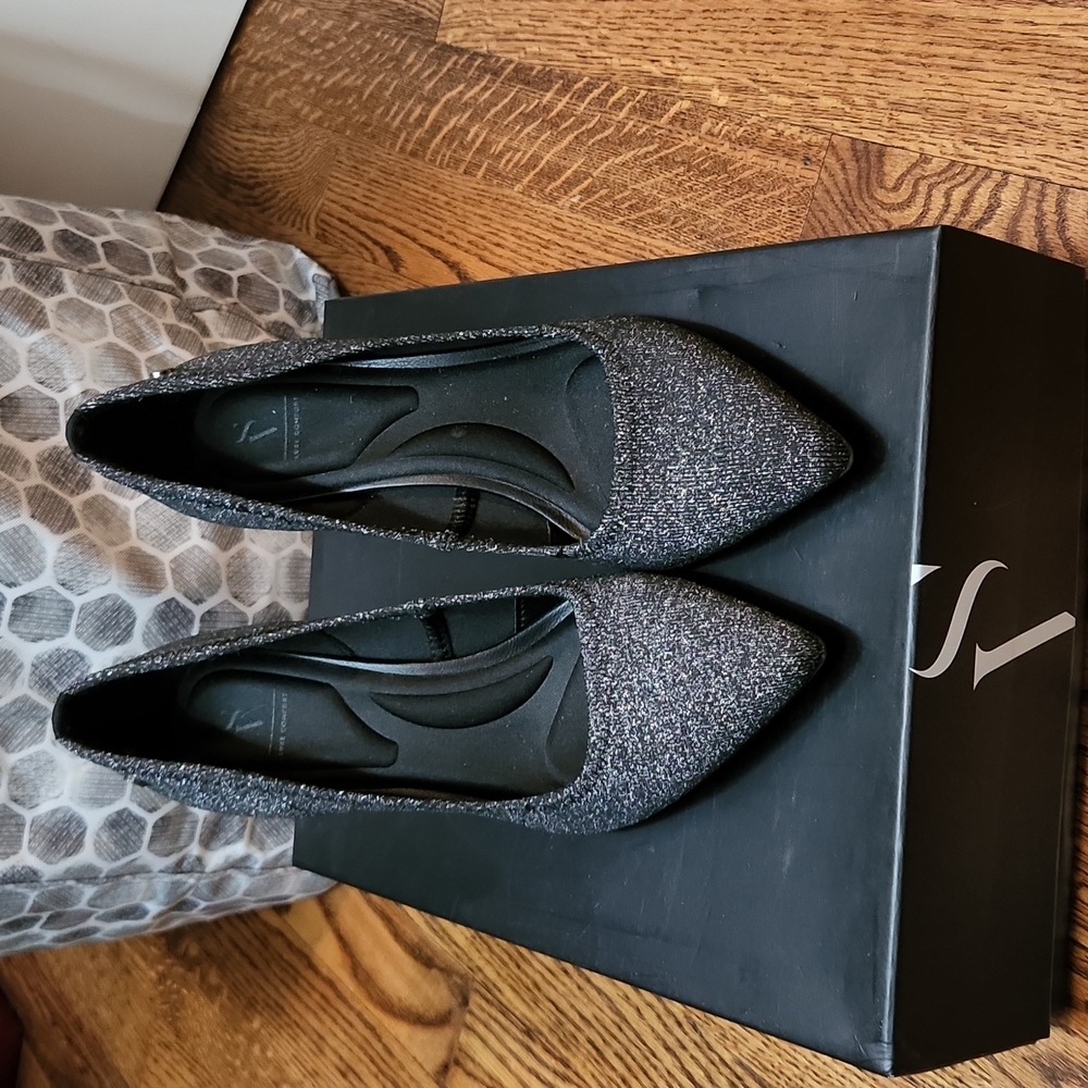 Vera Wang heels